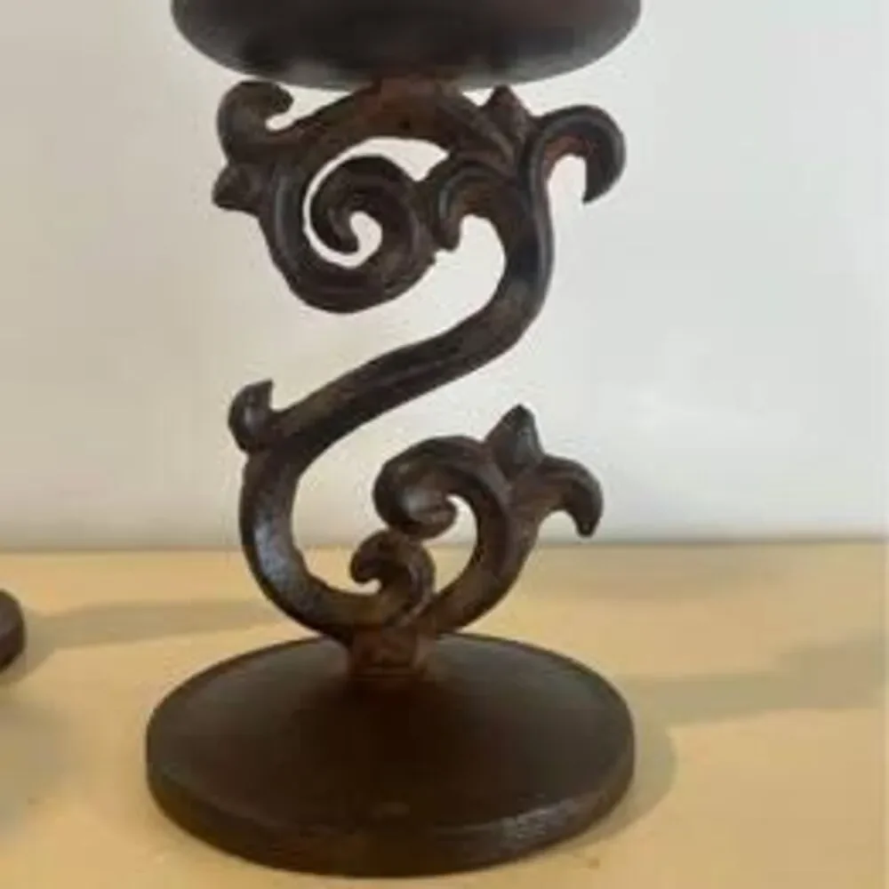 VTG Rustic Iron Candle Holders Daisy Filigree Candle Stand Scrollwork Set of 3